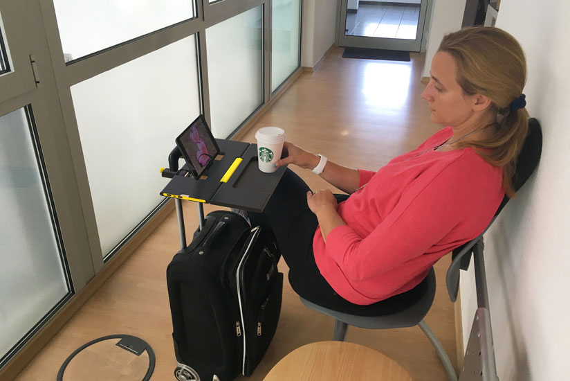 product design，The computer table，trunk，Portable，