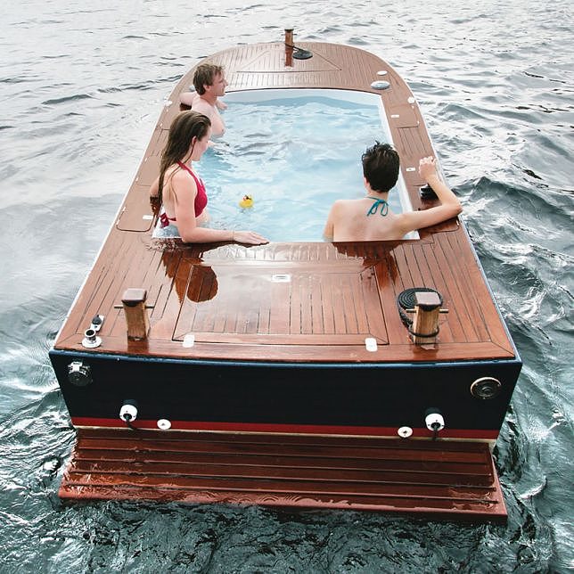 Water transport，industrial design，ship，submarine，