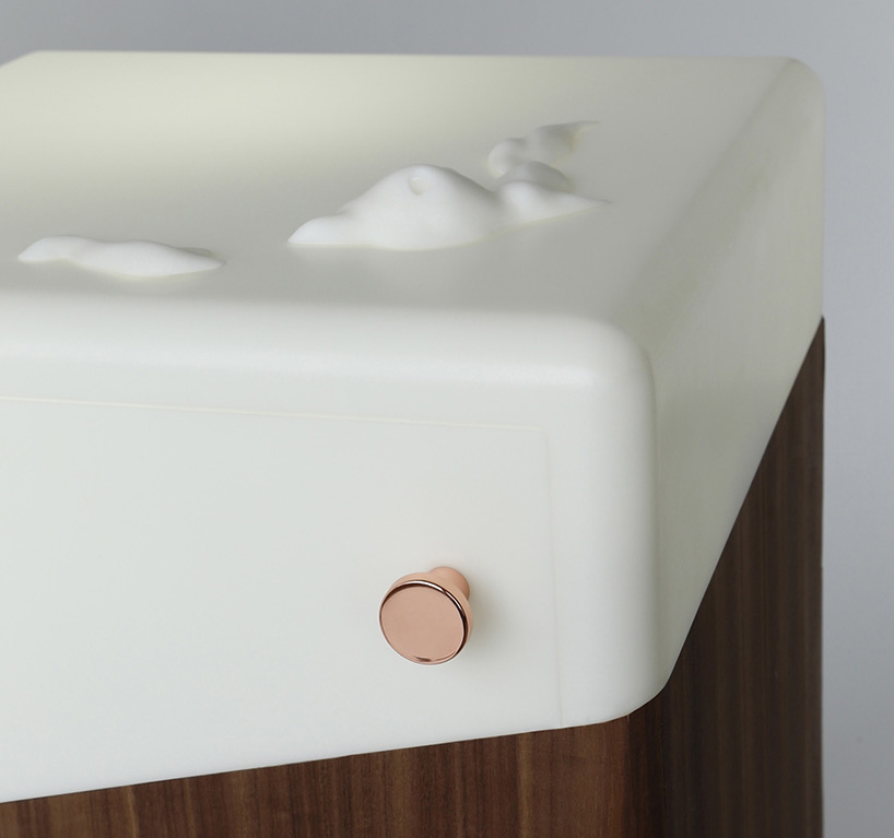 bedside cupboard，aroma，Phototherapy lamp，Wood，copper，