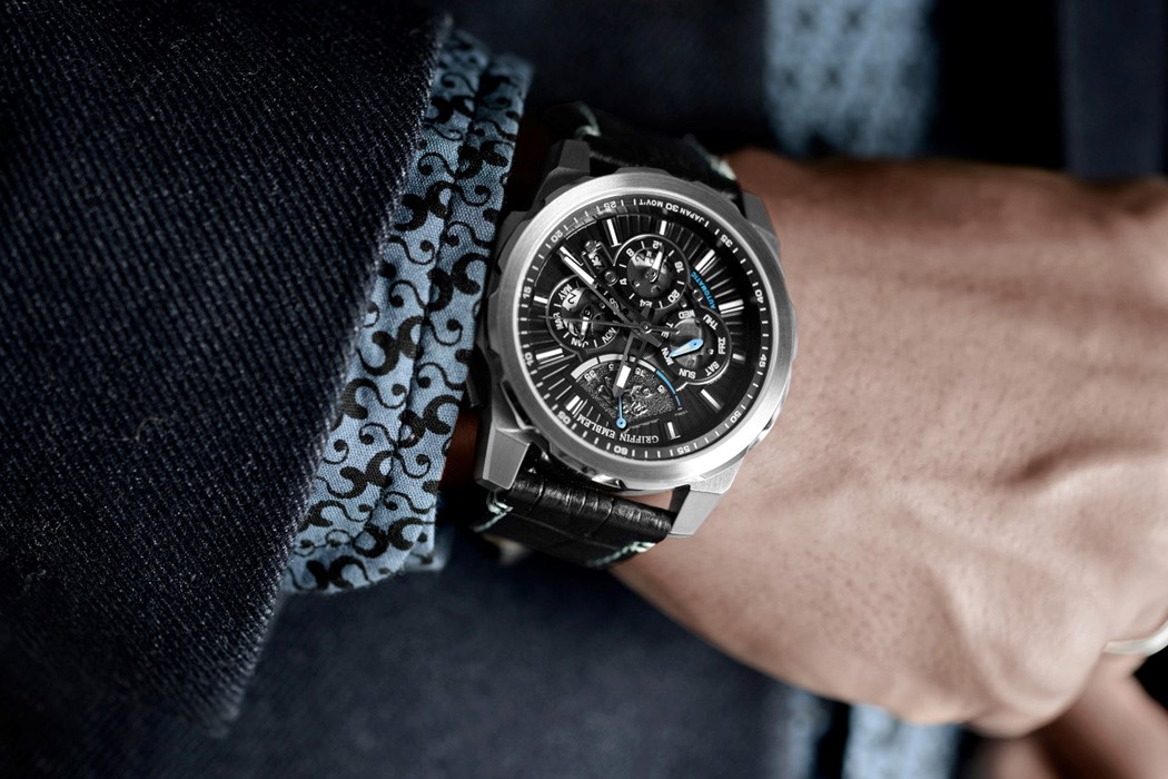 Mechanical watch，structure，Metal，man，