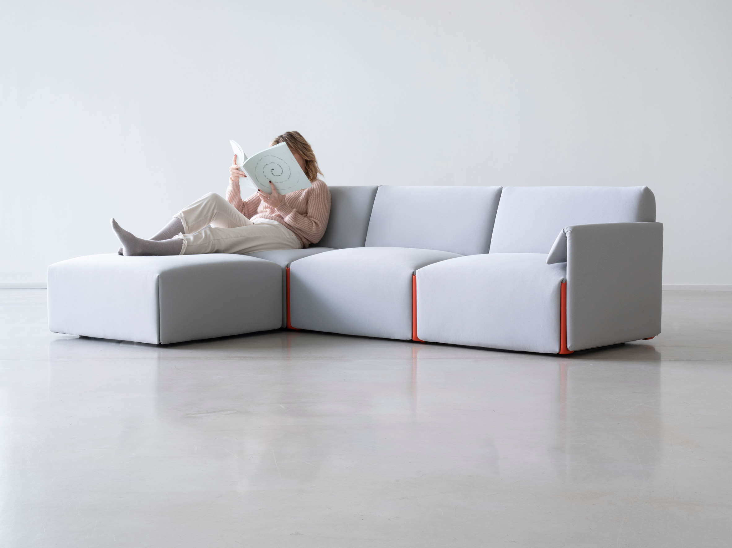 sofa，clothing，Footstool，