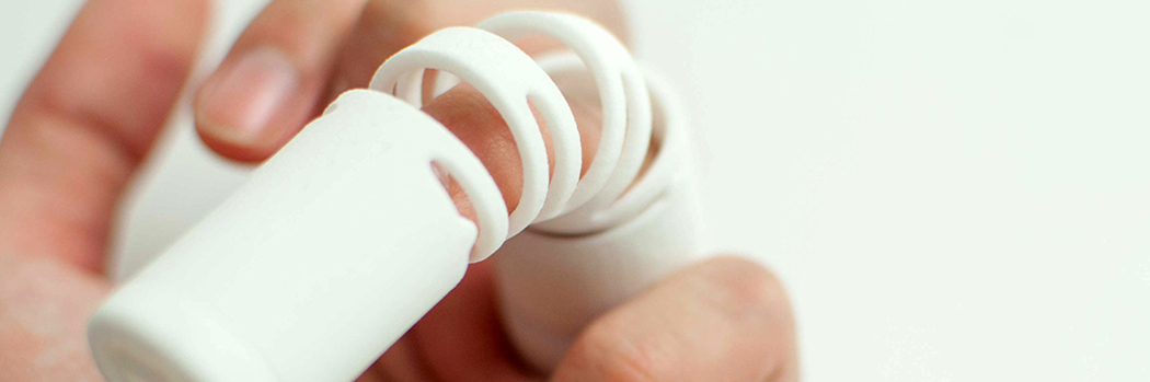 medical care，bend，fracture，finger，polymer，