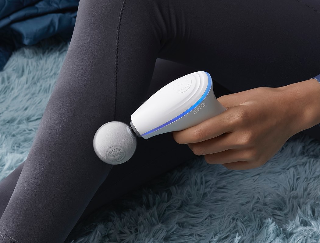 Massage gun，Bodybuilding，white，SKG，