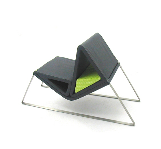 pillow，deck chair，fold，comfortable，experience，