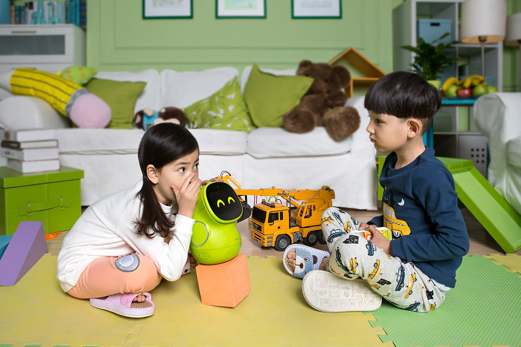 robot，children，intelligence，Home Furnishing，an electric appliance，