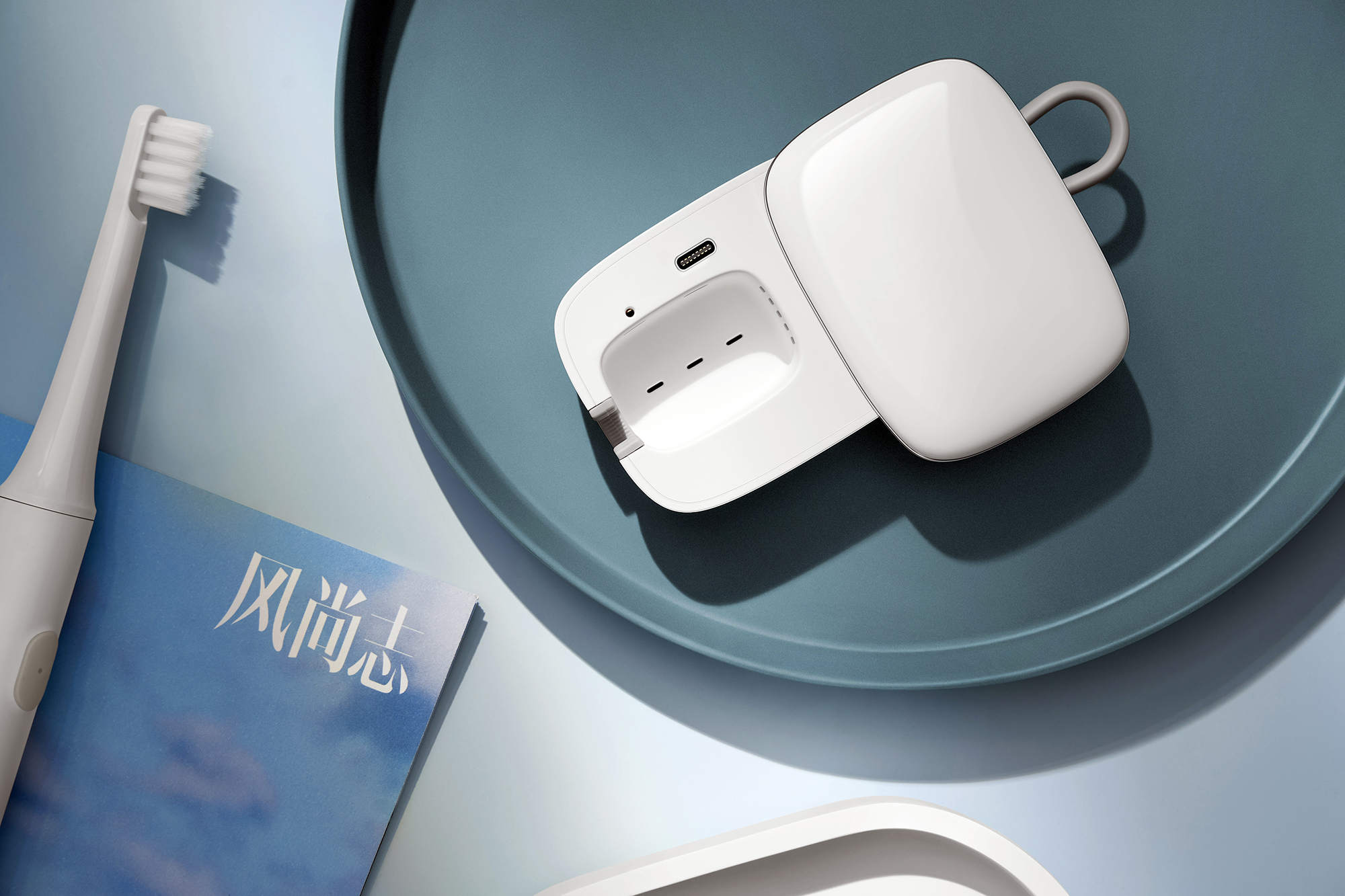 Toothbrush box, toothbrush sterilization box, toothbrush disinfection box，