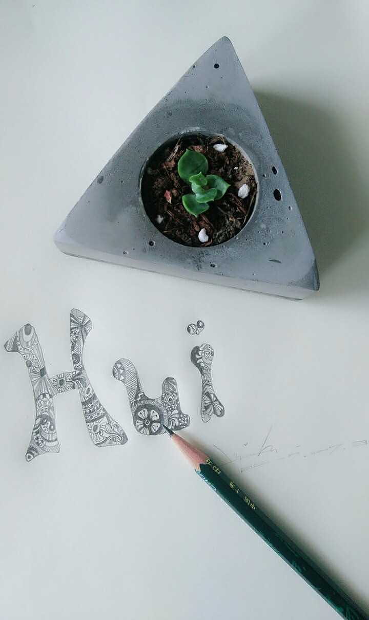 Hand drawn，