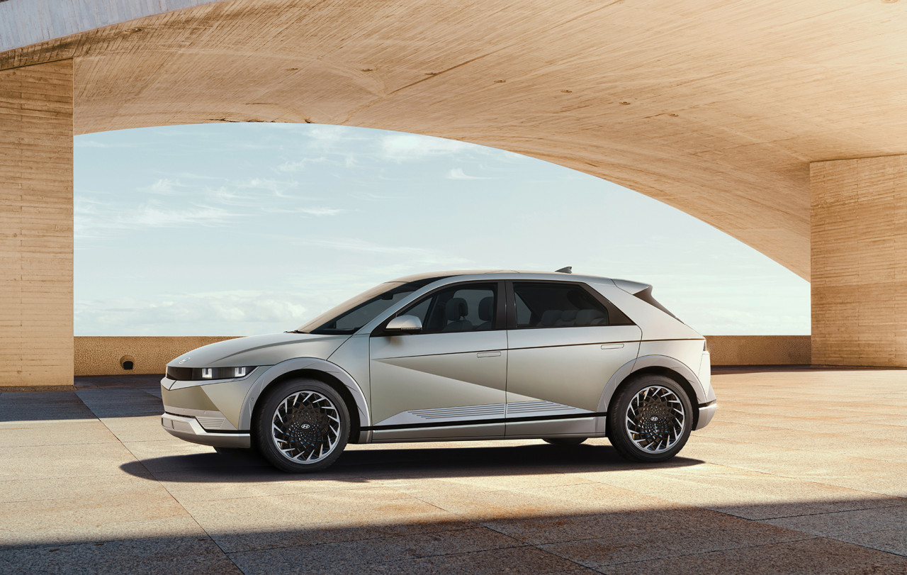 automobile，modern，Interior，Electric vehicle，