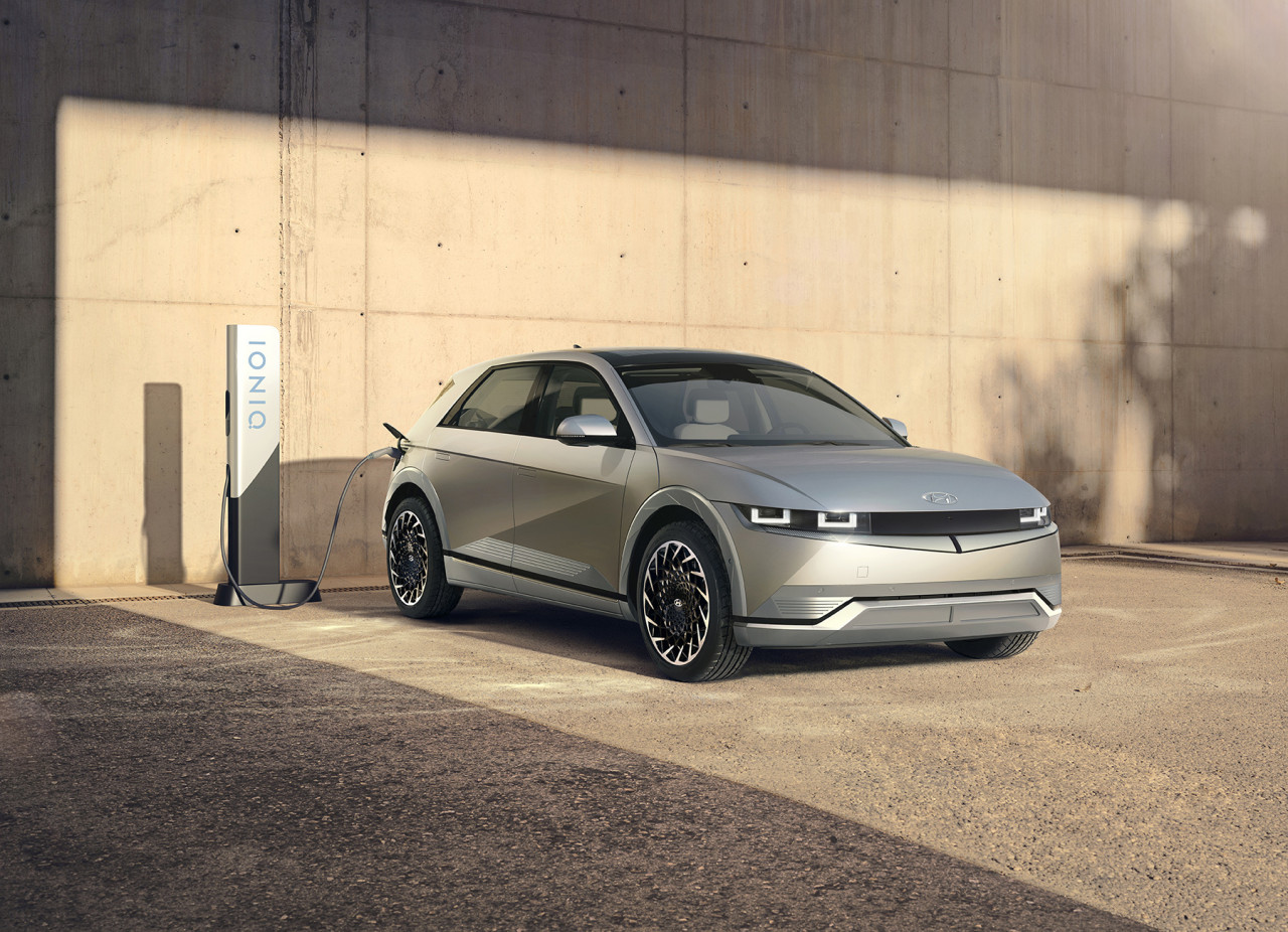 automobile，modern，Interior，Electric vehicle，