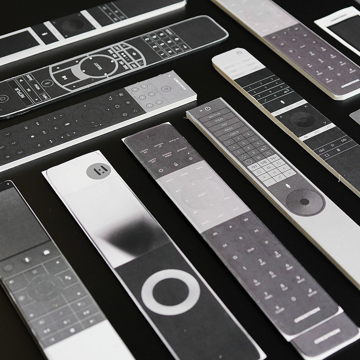 Remote control，Aesthetic feeling，red dot，intelligence，