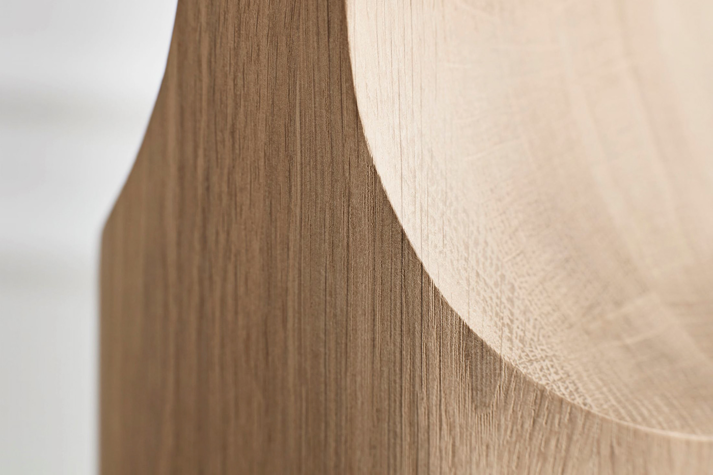 Table，wooden ，Interesting，Simplicity，