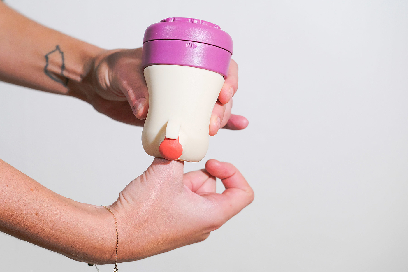 Large，Save water，Menstrual cup cleaner，portable，