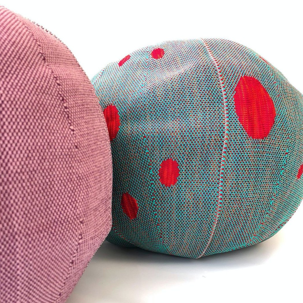 clothes，weather，Discolored clothes，