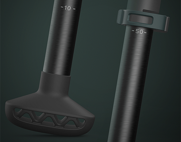 a cane，Mountaineering，medical care，