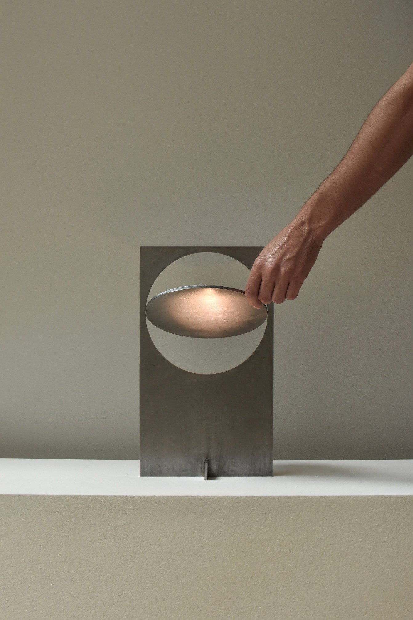 lamp，circular，rotate，