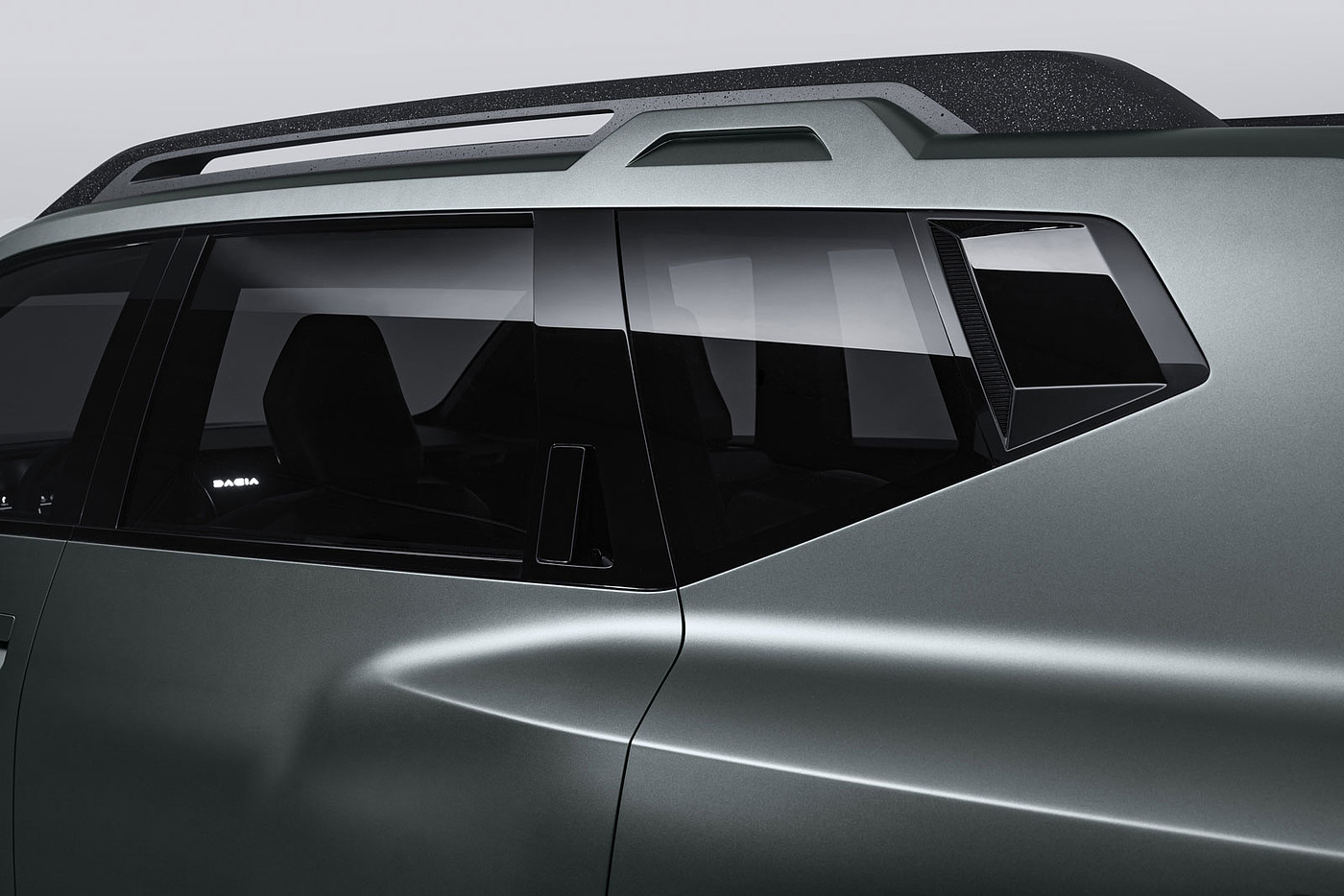 automobile，suv，outdoors，