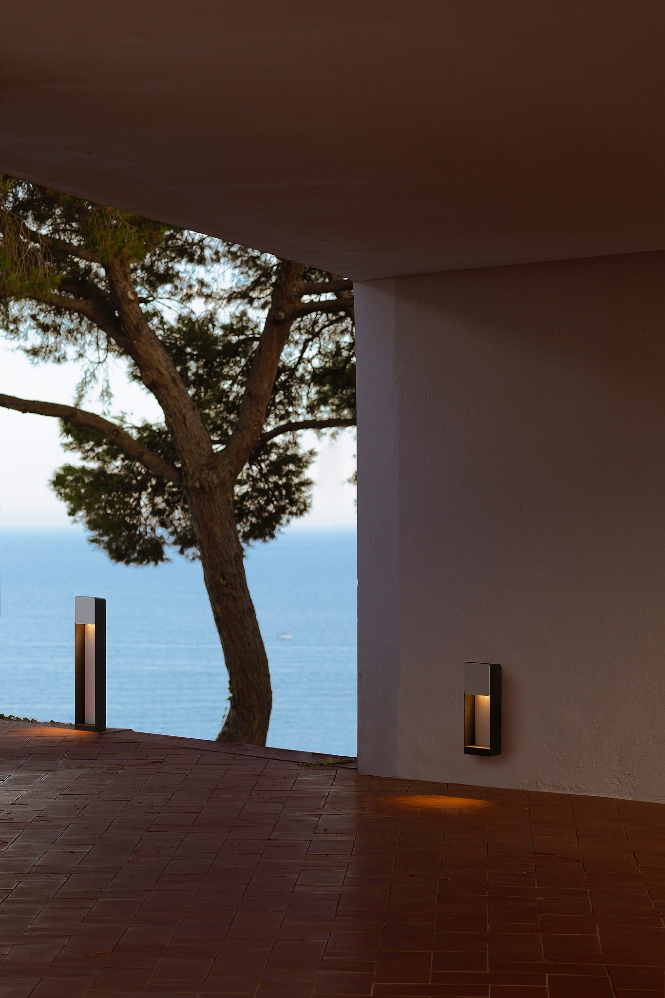 outdoors，lighting，lamps and lanterns，Lab，