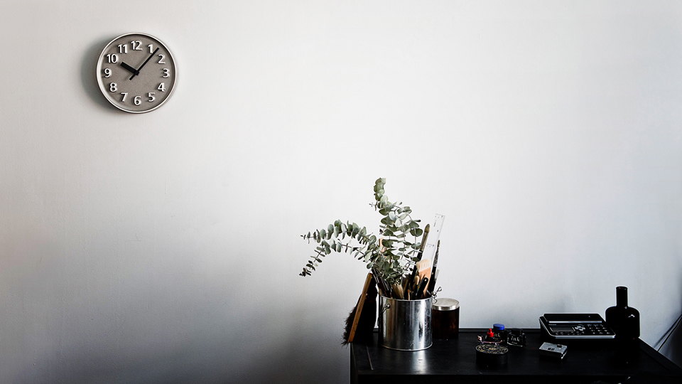 clocks and watches，Japan，Metal，Simplicity，