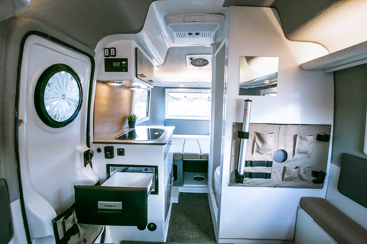 Campervan，Fully equipped，Happier Camper，