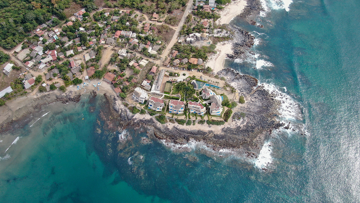 Mexican village，Beachside Condominium ，Architecture，