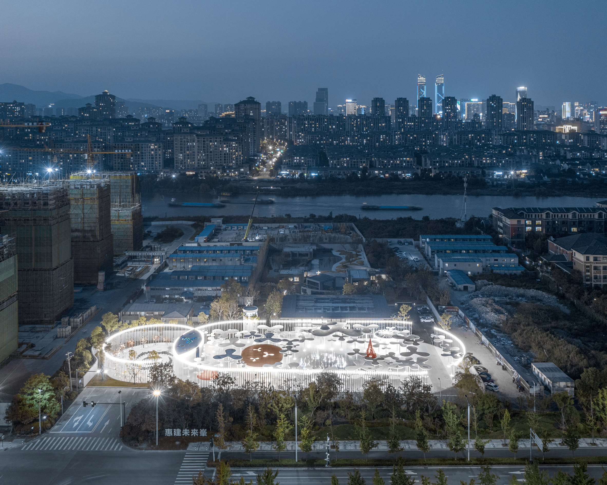 Wutopia Lab，Yu Ting，a deep forest，petal，white，garden，