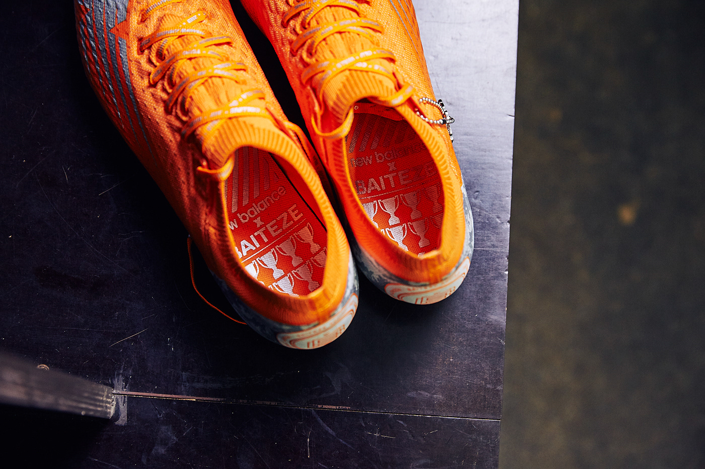 Soccer shoes，sneakers，TRUE，Sports equipment，