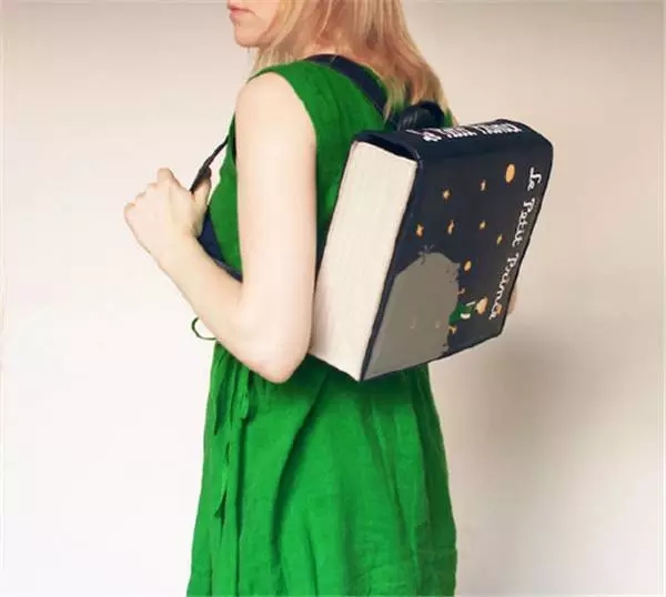 knapsack，a bag，World famous works，product design，Alternative design，