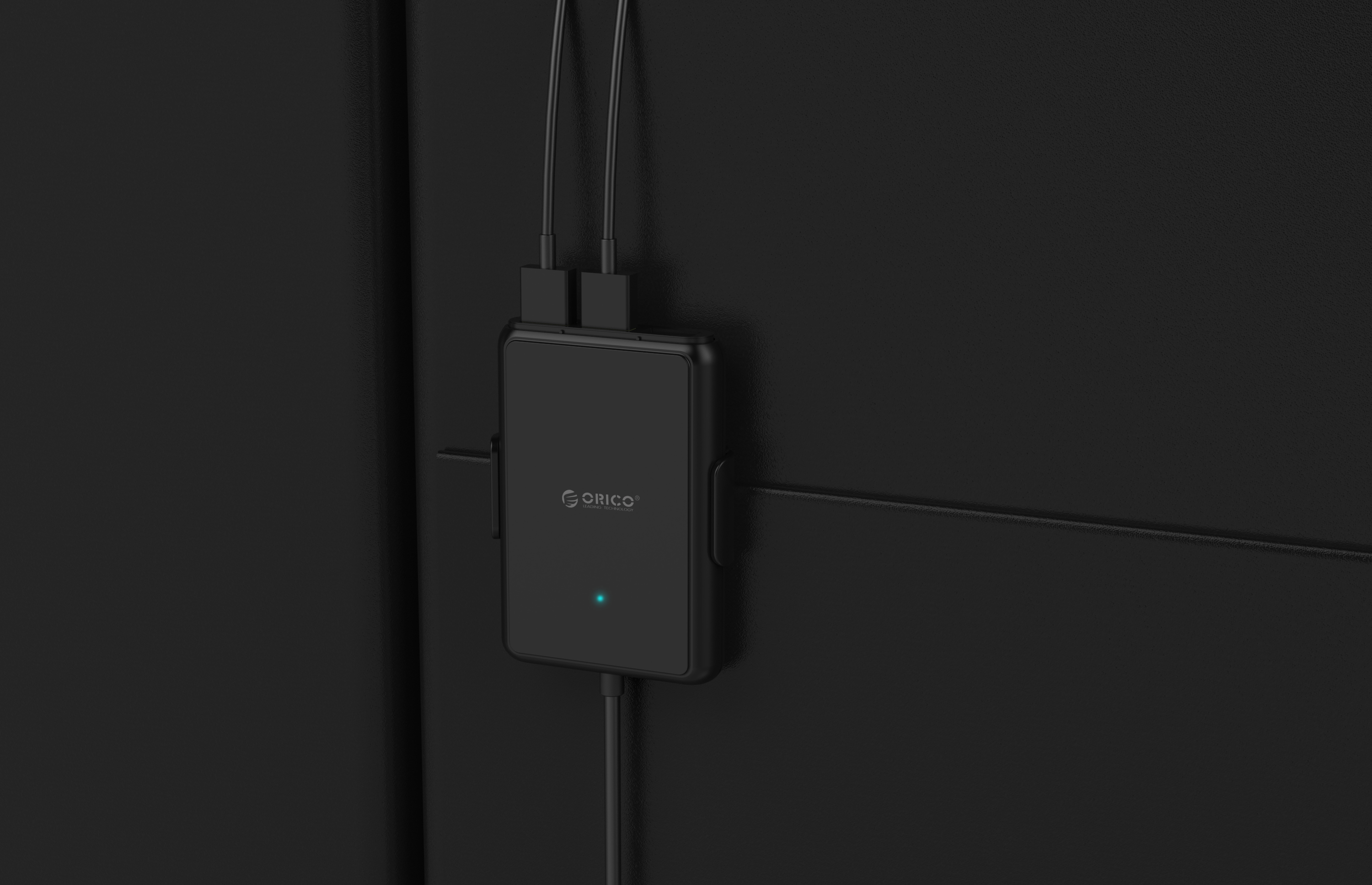 orico，Charger，vehicle，Car charging，Car charging head，Charging head，Vehicle electrical appliances，Car charger，Mobile phone charger，Flat panel charger，Mobile Accessories，Flat panel accessories，Car accessories，