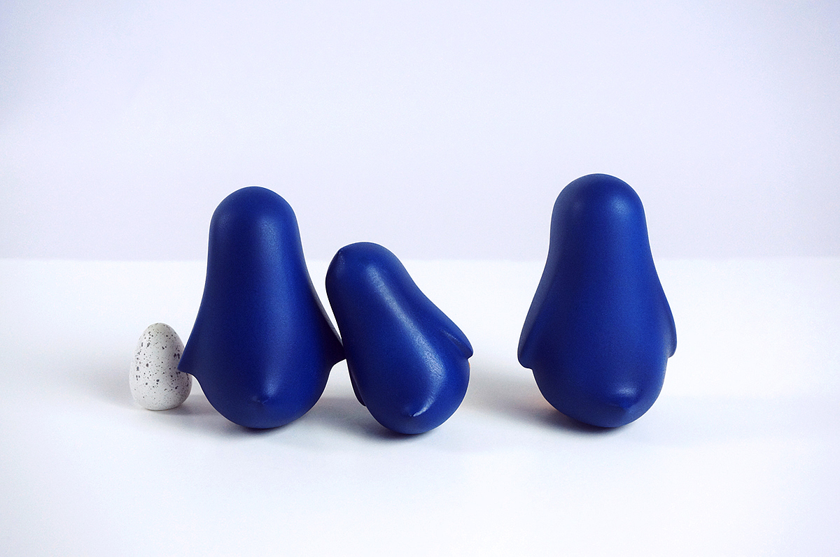 environmental pollution，global warming，animal protection ，Penguin Family toys，