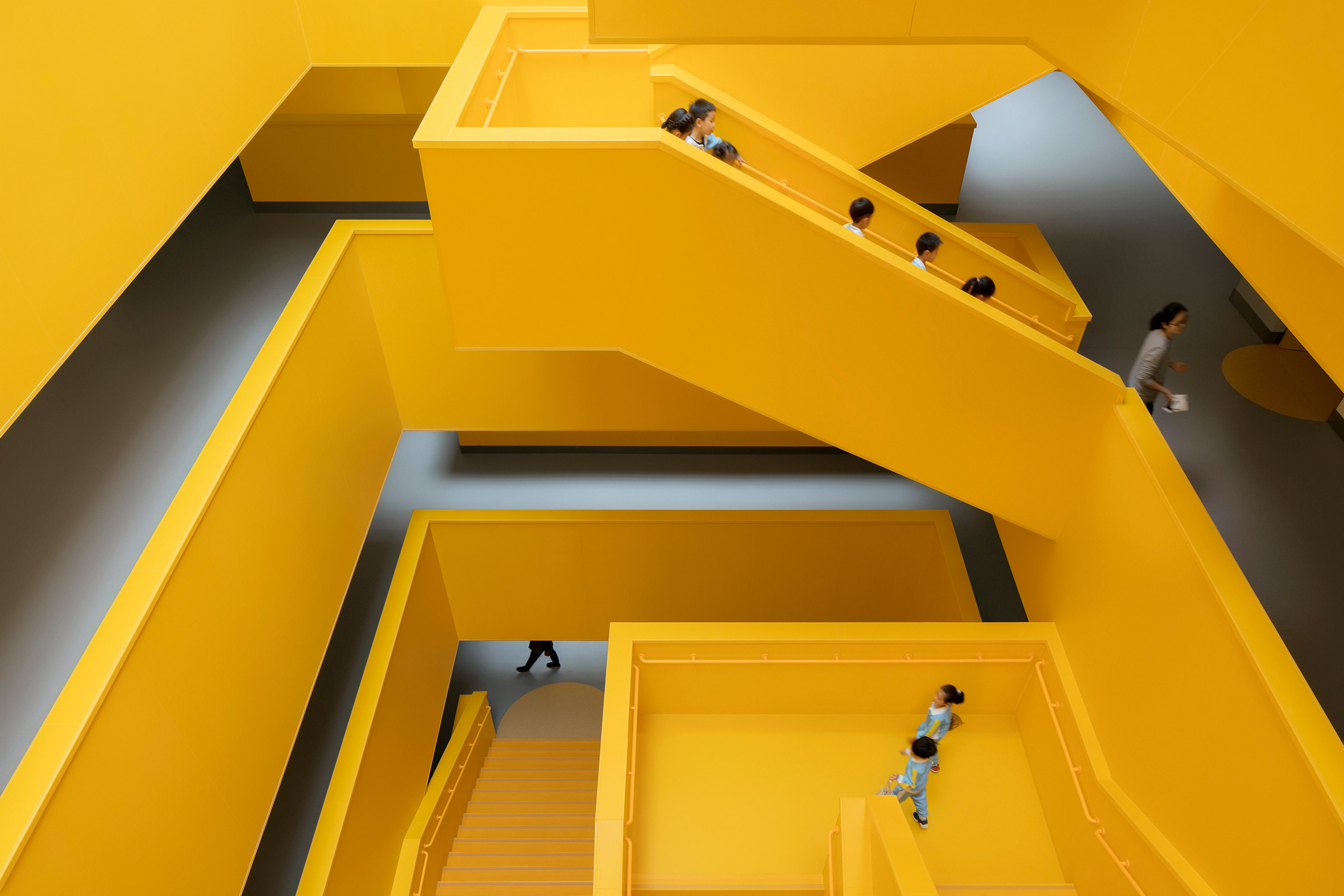 campus，Monoarchi，Chovan，Glass，