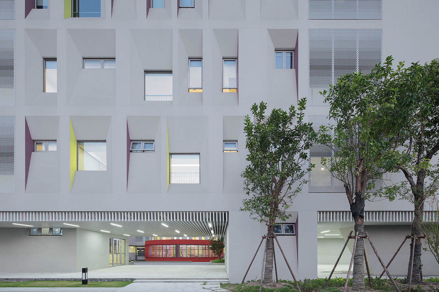 campus，Monoarchi，Chovan，Glass，