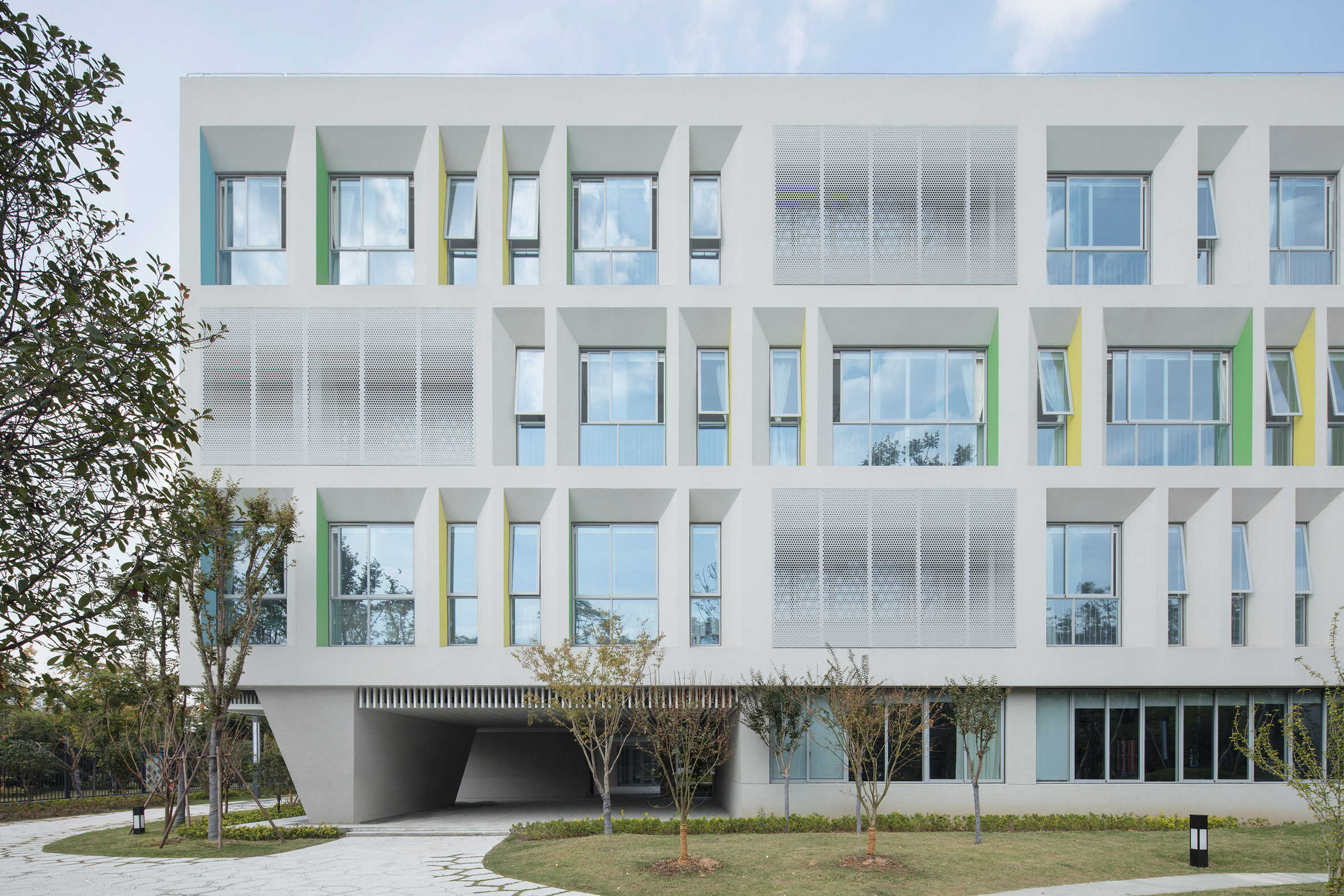 campus，Monoarchi，Chovan，Glass，