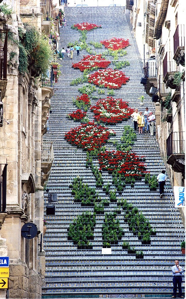 stairs，Graffiti，Art，Architecture，