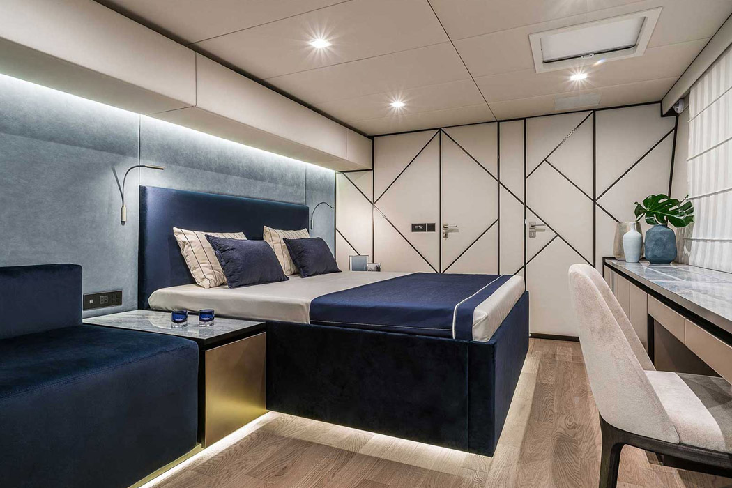 ship，catamaran，reproducible ，environment protection，luxury，