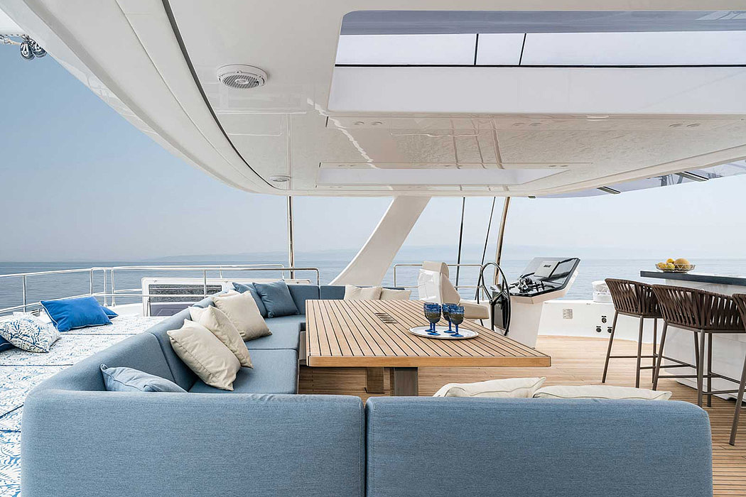ship，catamaran，reproducible ，environment protection，luxury，