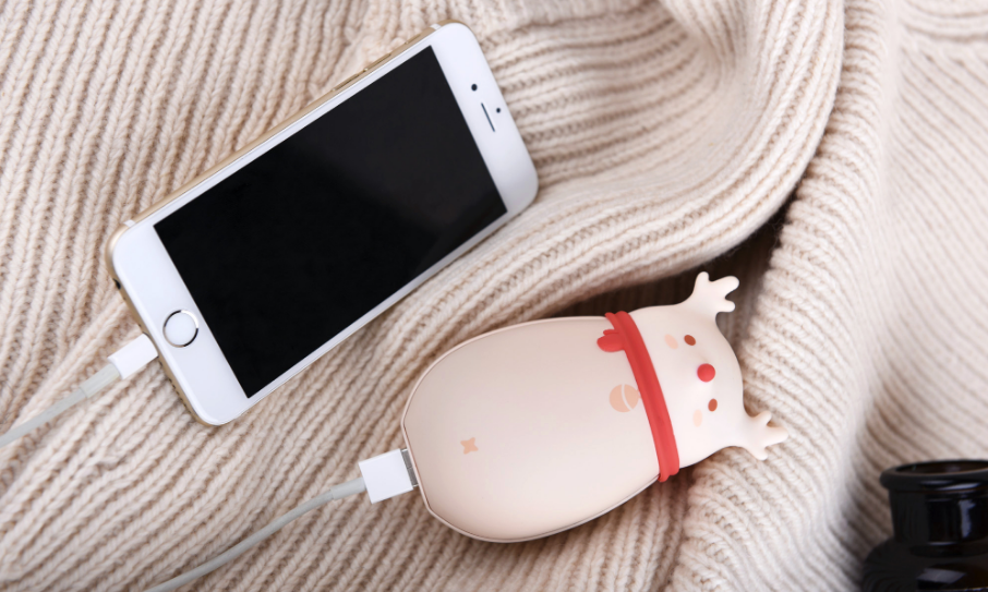 Meet the designer，industrial design，product design，Scratch your head, Aggie，Exclusive interview，