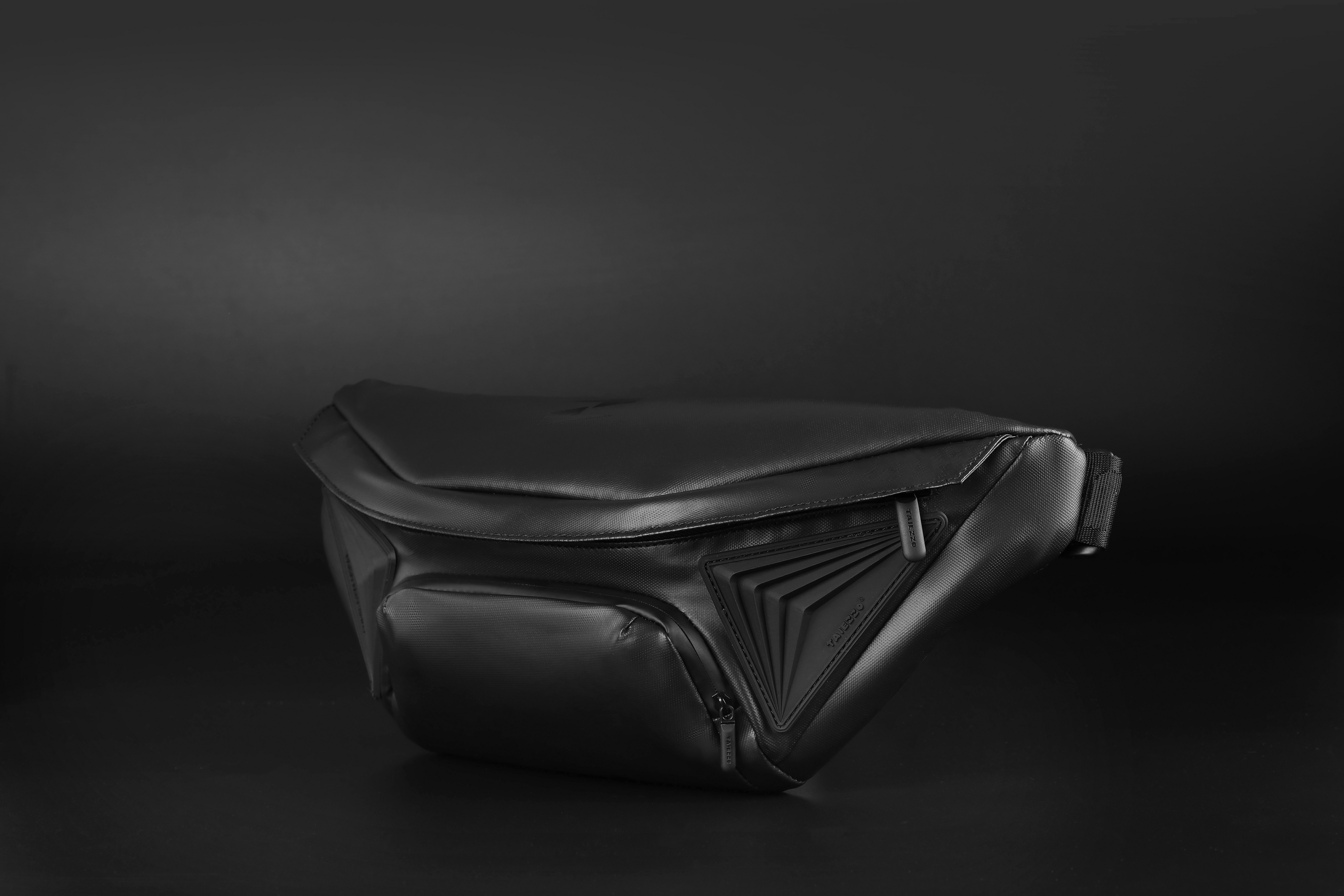 Travel equipment，Inclined shoulder bag，industrial design，