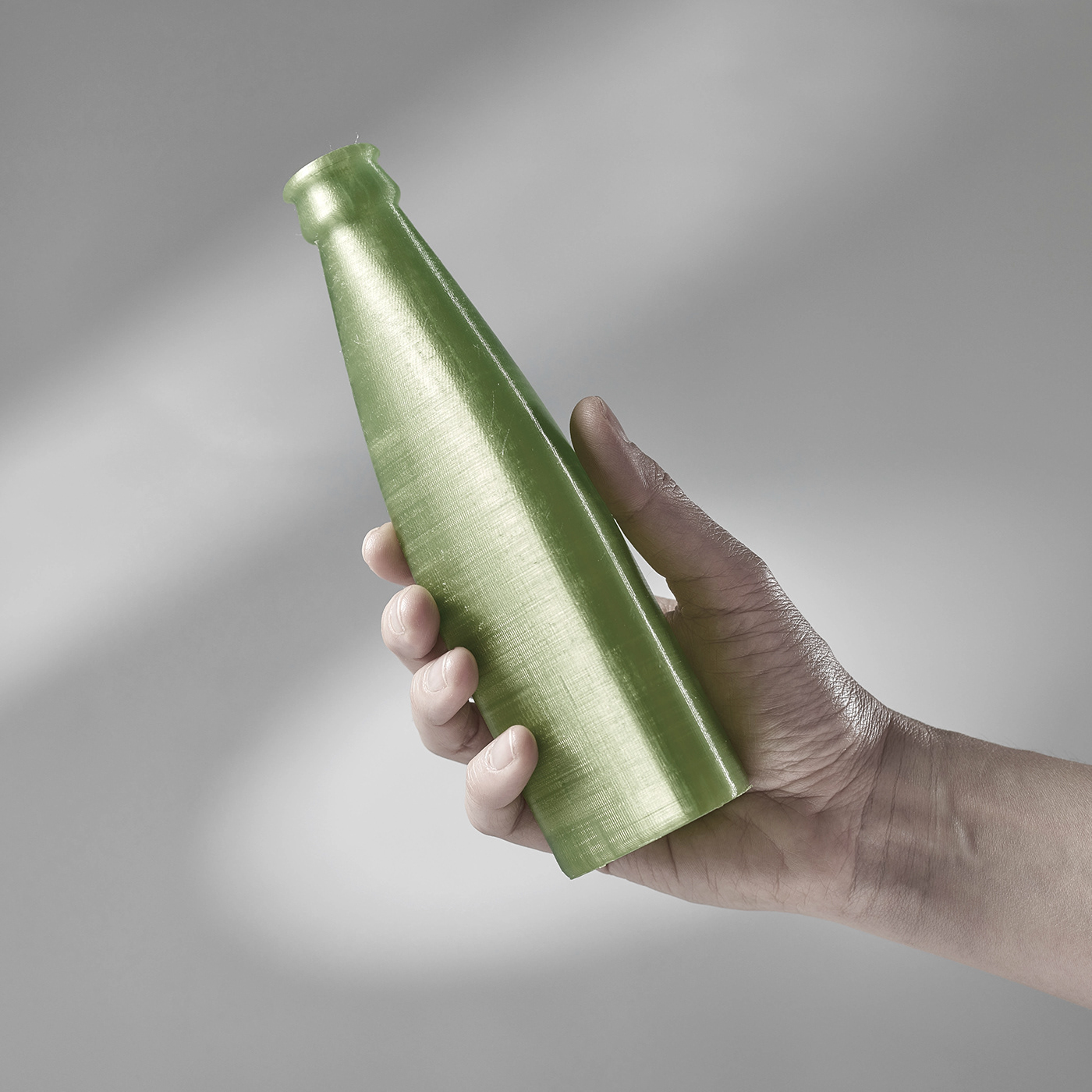 Beer bottle，Brewing enterprise，triangle，product design，