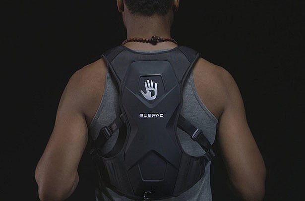 Clothing，originality，vest，loudspeaker box，