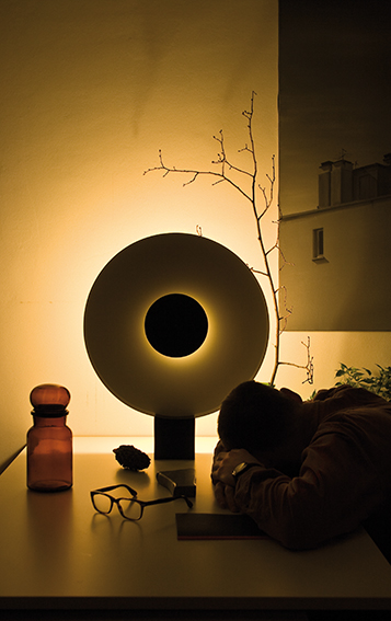 lamps and lanterns，Two side lighting，household electrical appliances，Simplicity，