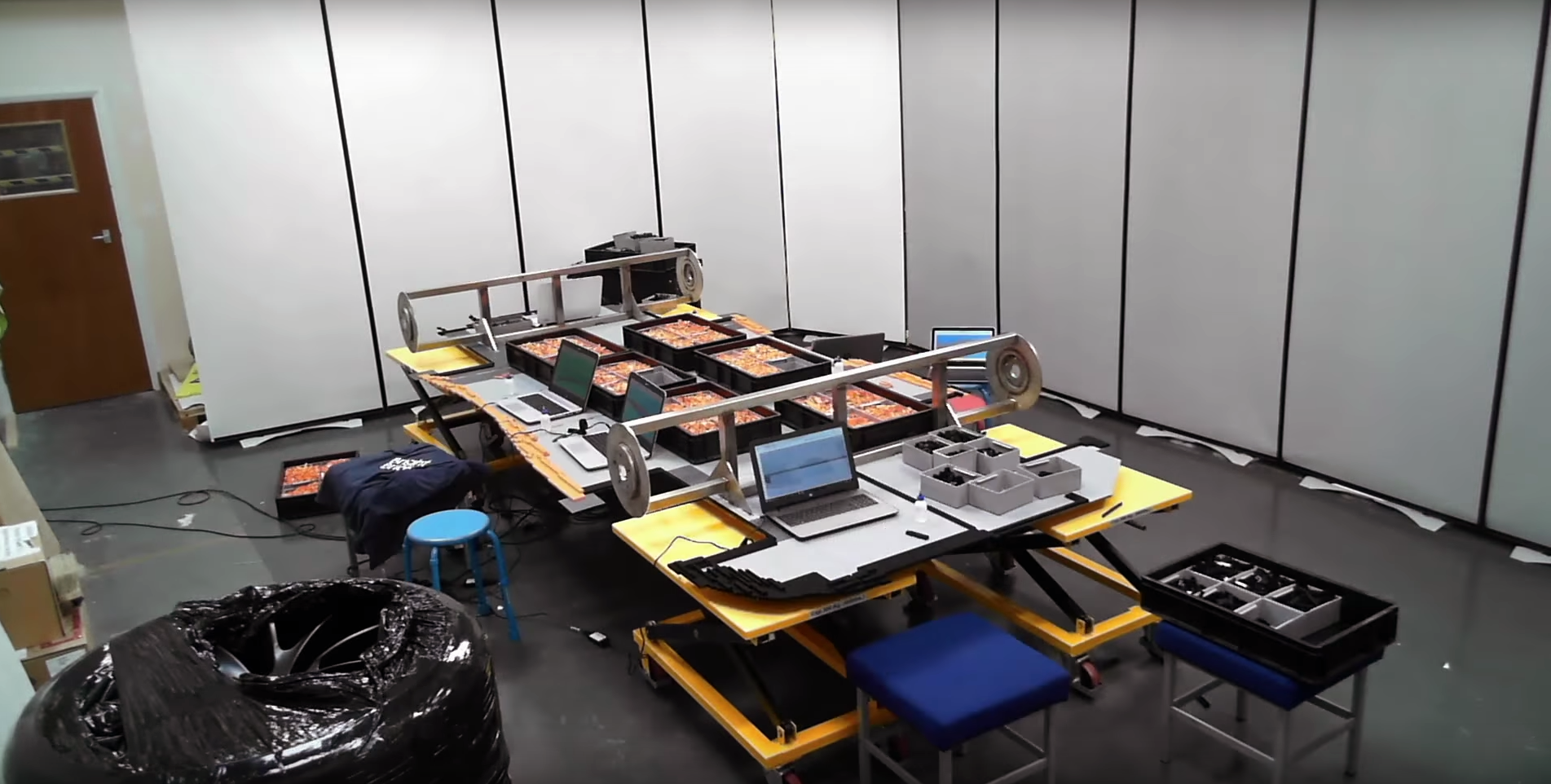 2000 hours，280 thousand，Lego，Mclaren，Super car，