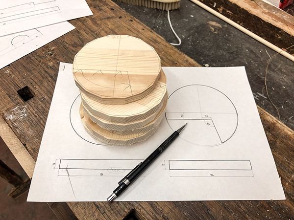 Porcelain，polishing，moon，ceramics，