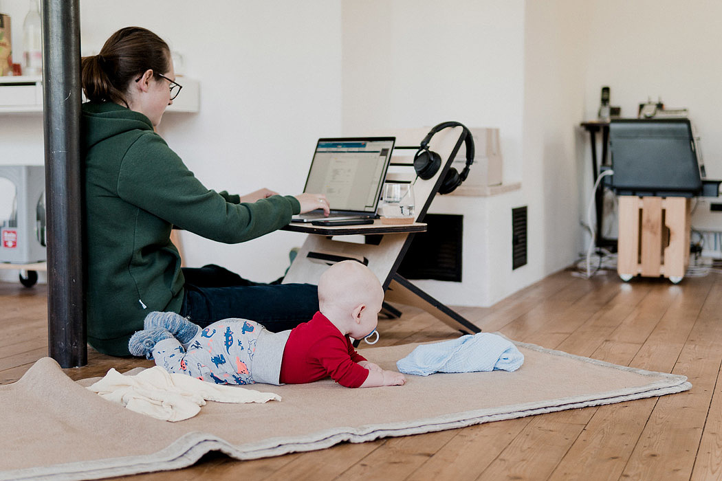 desk，stand，Computer stand，