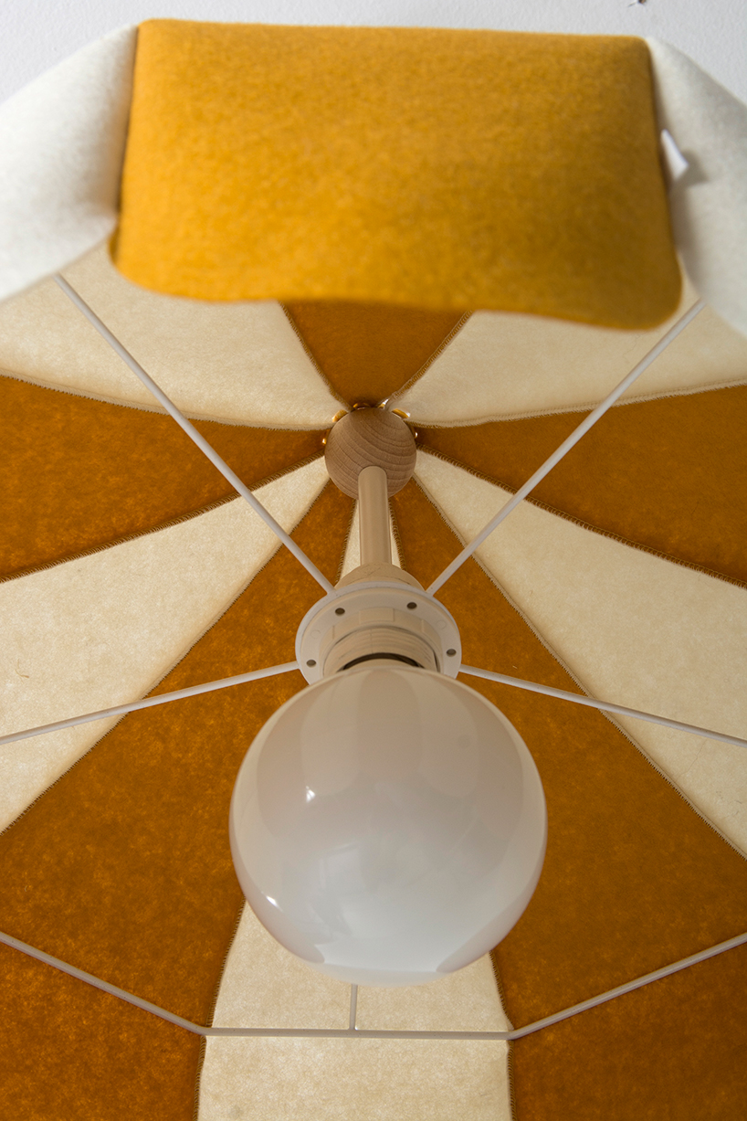 Tent，flag，cloth，lamp，