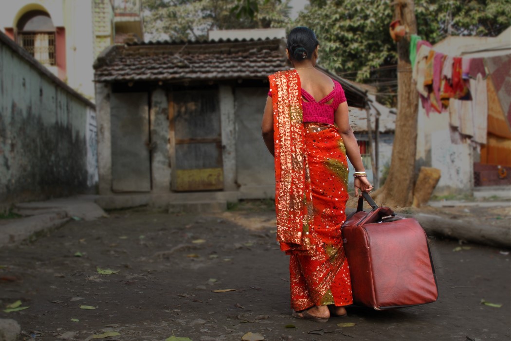 India，briefcase，Production equipment，canvas，gules，