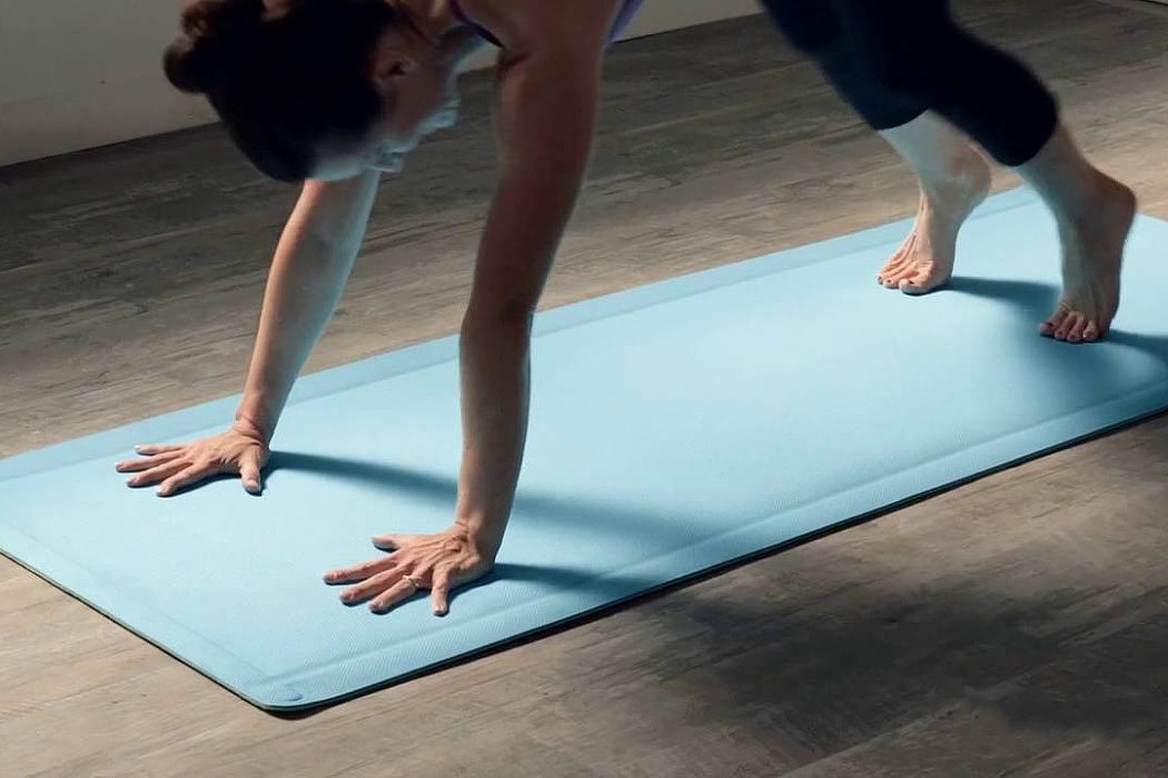 Yoga Mat，Automatic crimping，motion，Home Furnishing，