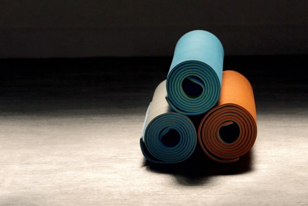 Yoga Mat，Automatic crimping，motion，Home Furnishing，