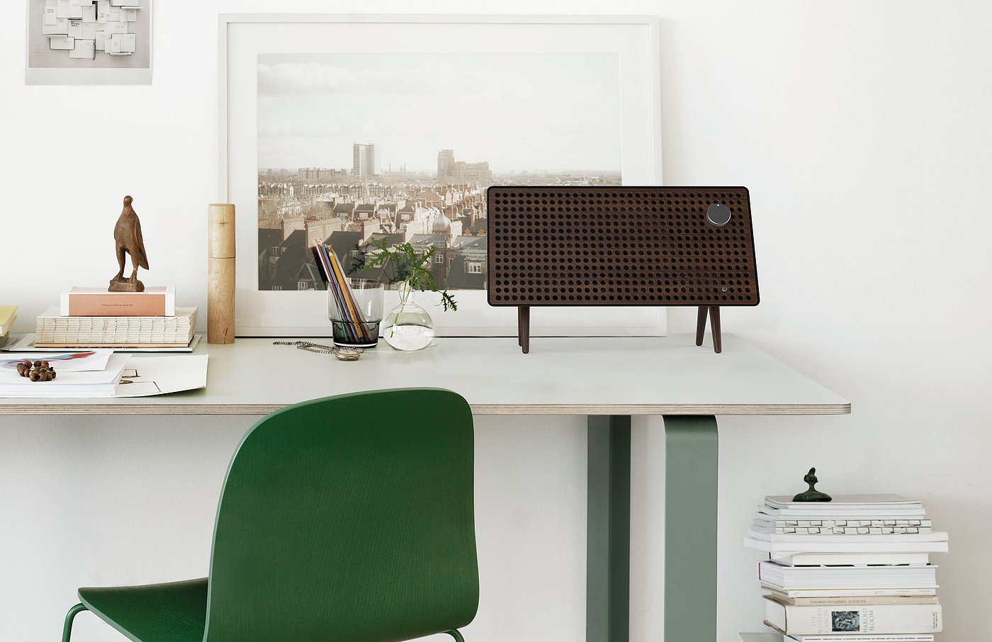 sound，Drawing board，desktop，wood，
