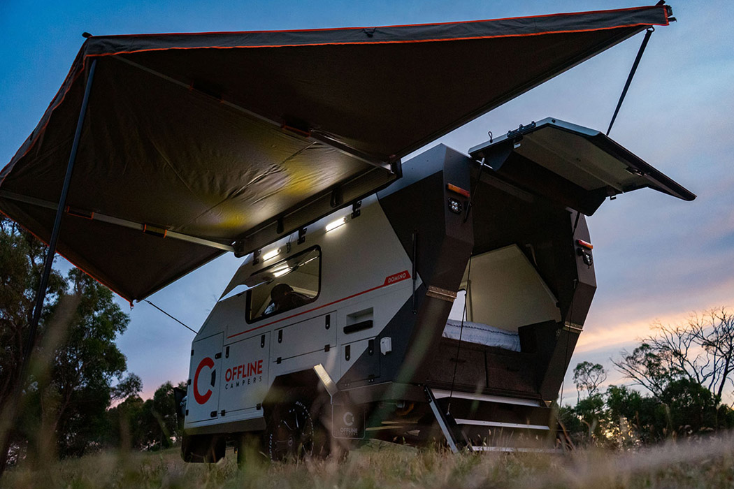 vehicle，automobile，Touring car，DOMINO，