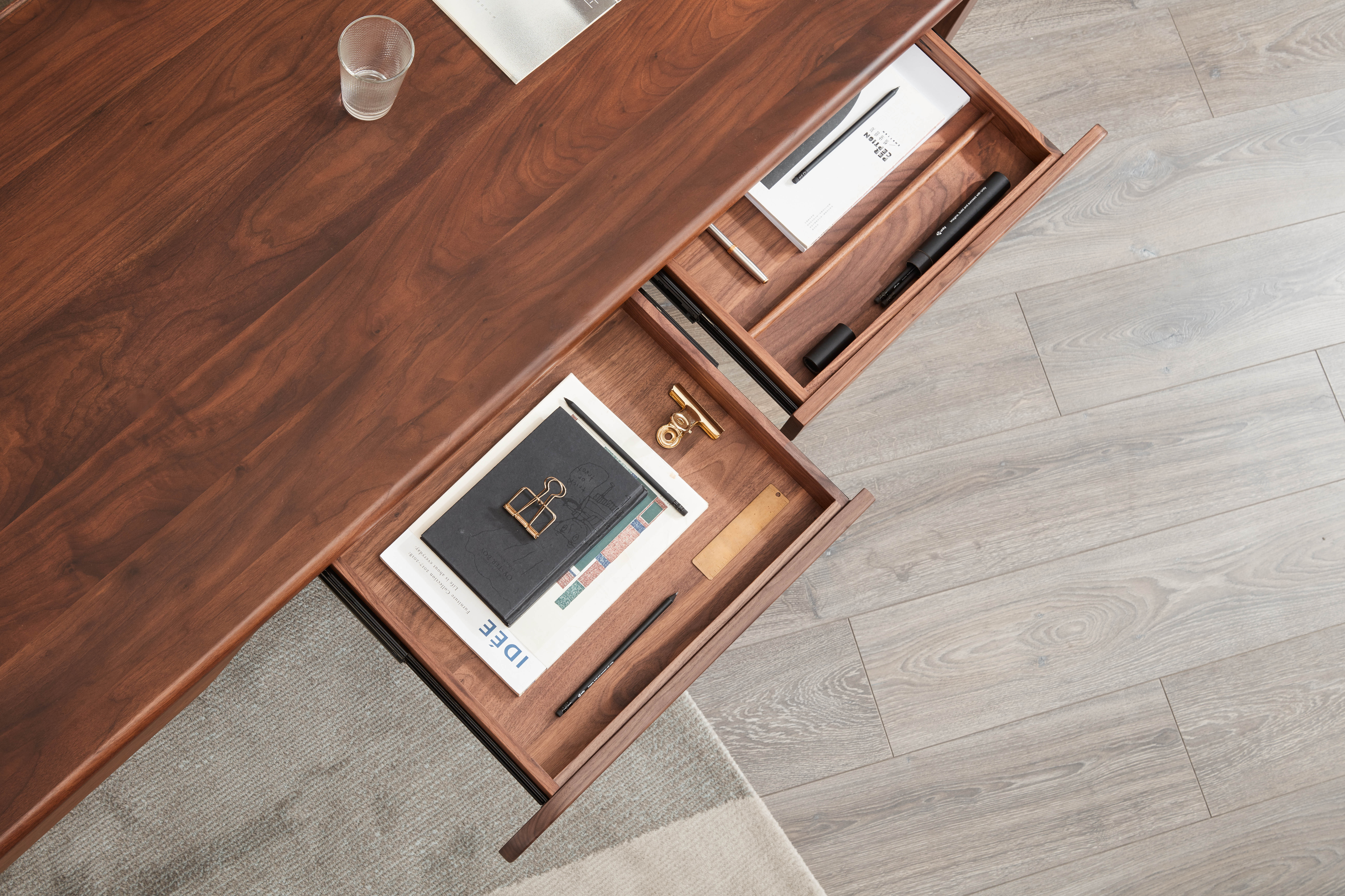 furniture，desk，Nordic furniture，Design furniture，Solid wood furniture，